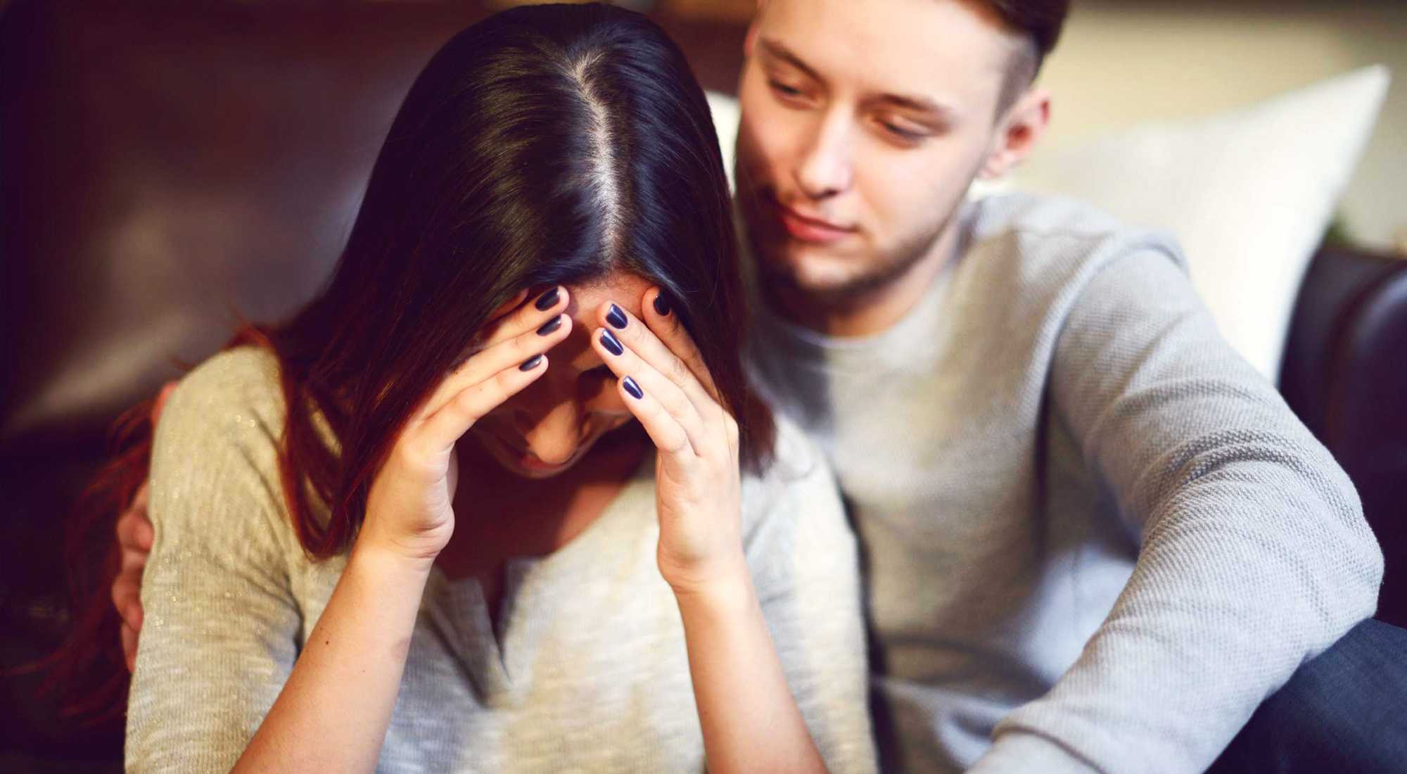 15 признаков того, что мужчина скрывает свои чувства к вам