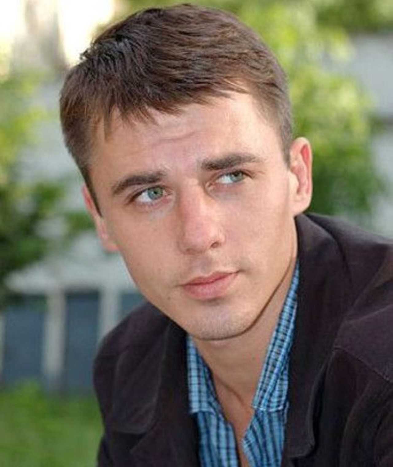 15 самых красивых голливудских актеров — рейтинг 2022